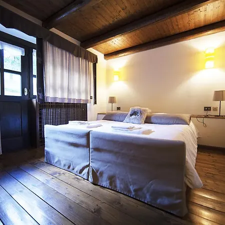Hotel Rikhelan