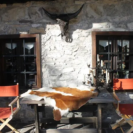 Hotel Rikhelan Chalet